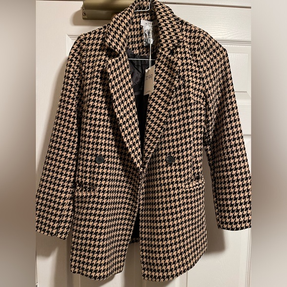 Moodie Blazer - BNWT - Picture 1 of 5